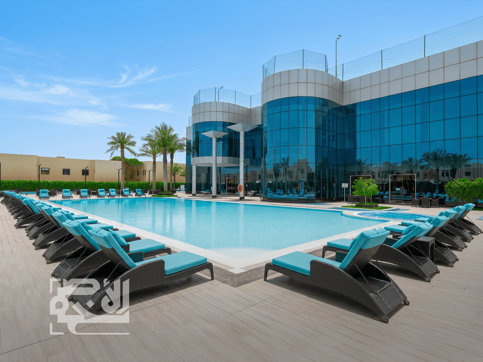 Shared swimming pool and clubhouse